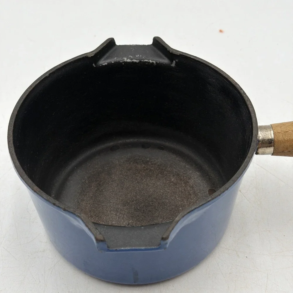 VTG Le Creuset Blue Enameled Cast Iron 1 QT Double Pour Saucepan W/Wood Handle